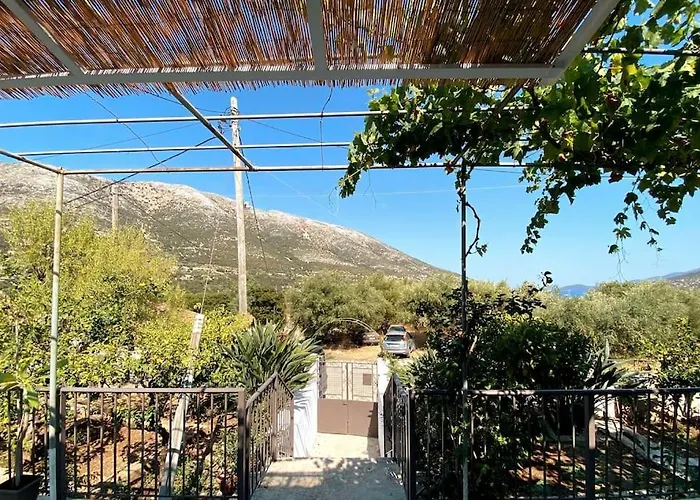 Bee - Dom wakacyjny Agia Efimia