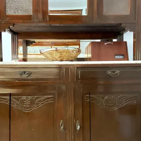 Vakantiehuis Bee - *